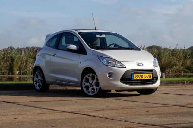 Ford Ka (2015) thumbnail 1