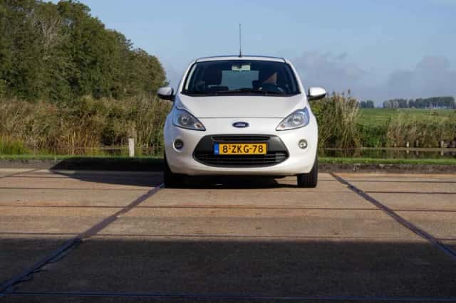 Ford Ka (2015) thumbnail 5