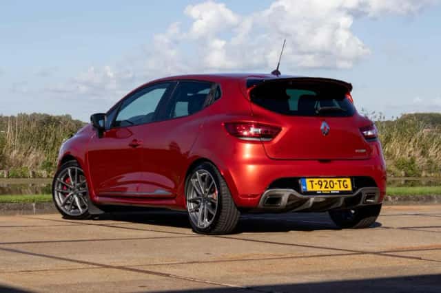Renault Clio (2014) thumbnail 3