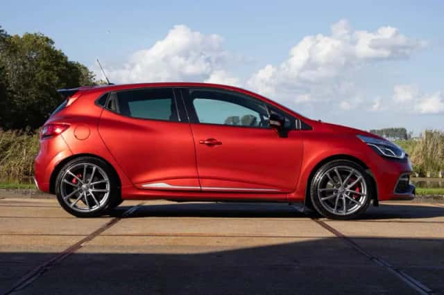 Renault Clio (2014) thumbnail 6