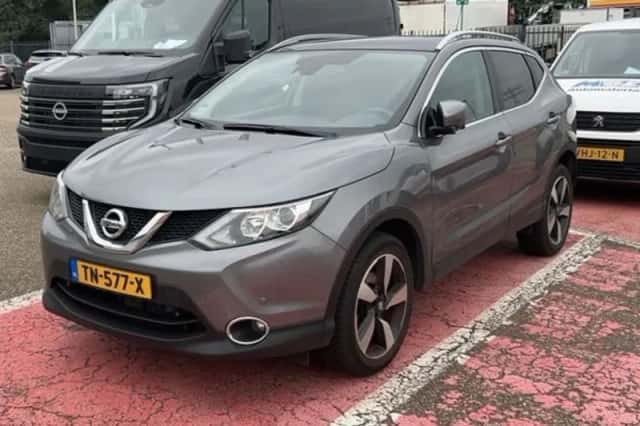 Nissan Qashqai (2017) thumbnail 1