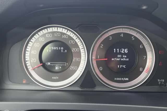 Volvo V60 (2012) thumbnail 6
