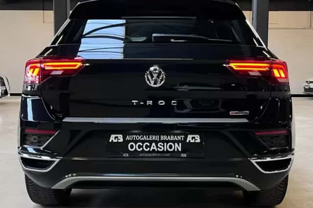 Volkswagen T-Roc (2018) thumbnail 6