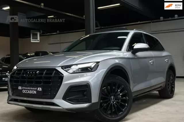Audi Q5 (2021) thumbnail 1