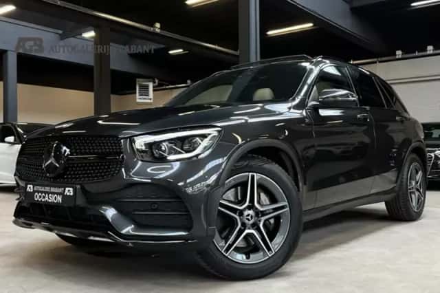 Mercedes-Benz GLC-Klasse (2019) thumbnail 1