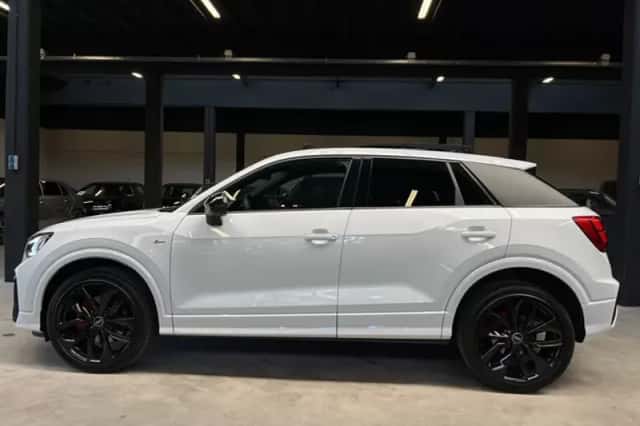 Audi Q2 (2021) thumbnail 2
