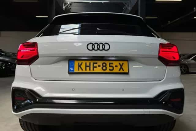Audi Q2 (2021) thumbnail 4