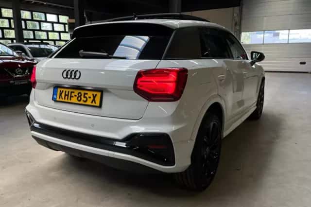 Audi Q2 (2021) thumbnail 5