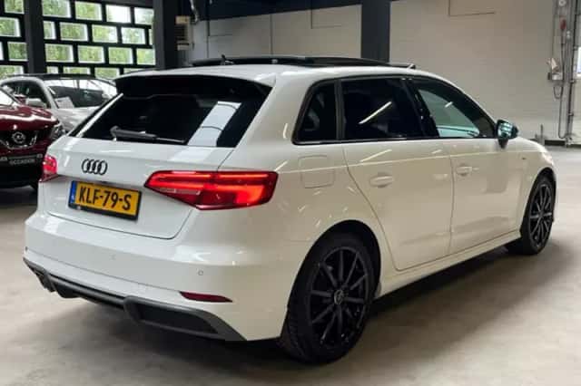Audi A3 (2019) thumbnail 5