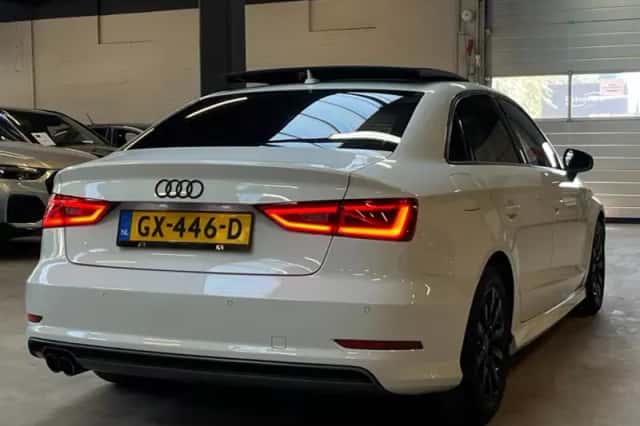 Audi A3 (2015) thumbnail 5