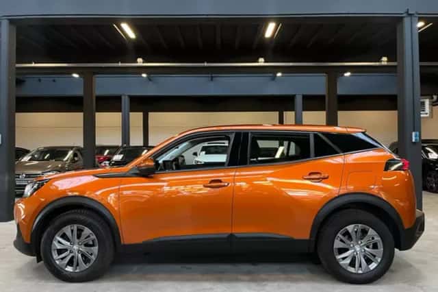 Peugeot 2008 (2020) thumbnail 2
