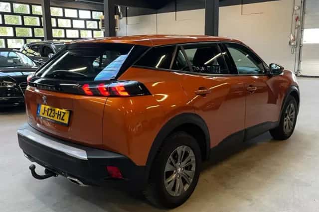 Peugeot 2008 (2020) thumbnail 5