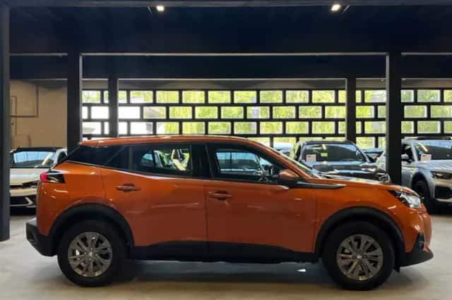 Peugeot 2008 (2020) thumbnail 6