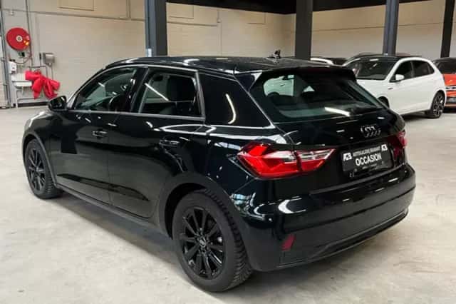 Audi A1 (2019) thumbnail 3