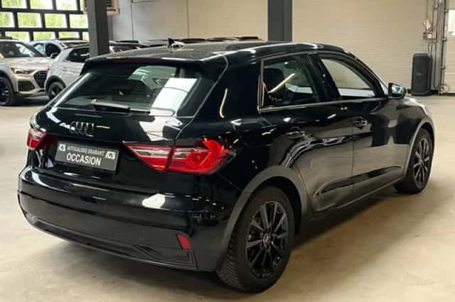Audi A1 (2019) thumbnail 4