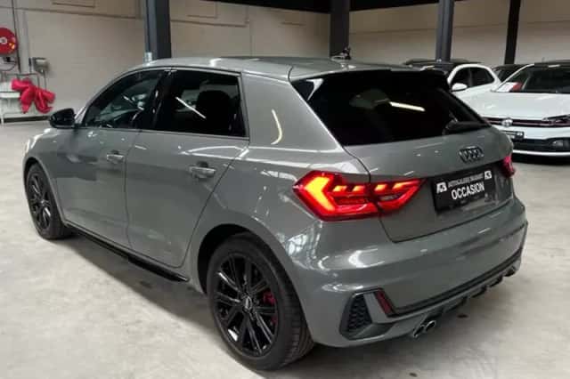 Audi A1 (2019) thumbnail 3