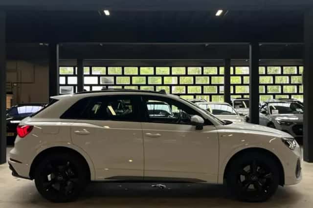 Audi Q3 (2019) thumbnail 6