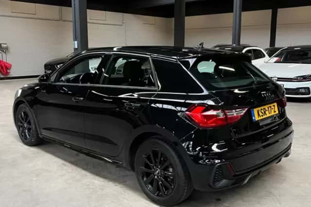 Audi A1 (2019) thumbnail 3
