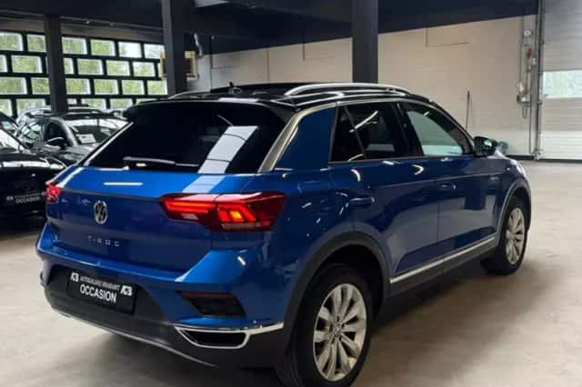 Volkswagen T-Roc (2018) thumbnail 5