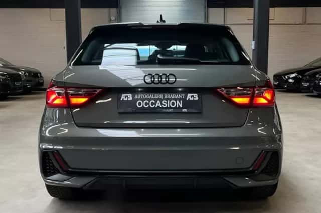 Audi A1 (2019) thumbnail 4