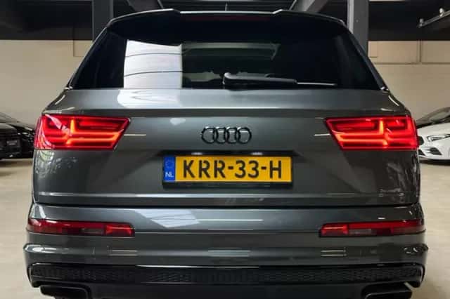 Audi Q7 (2015) thumbnail 4