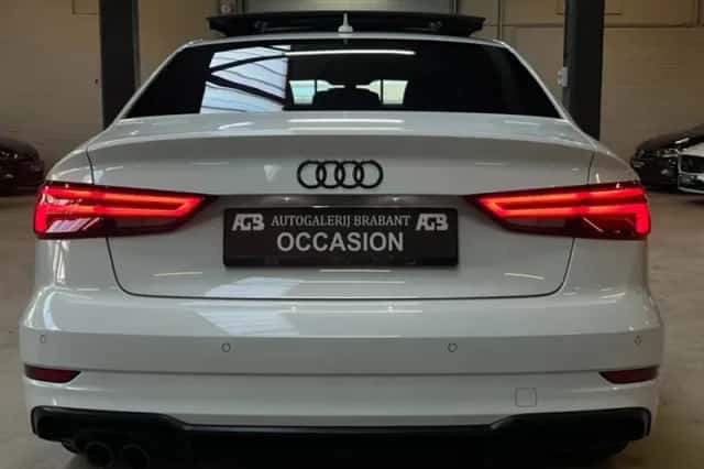 Audi A3 (2017) thumbnail 4