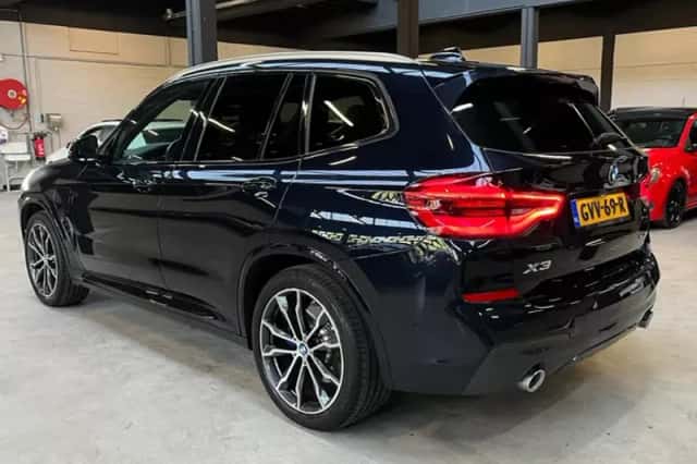 BMW X3 (2021) thumbnail 3