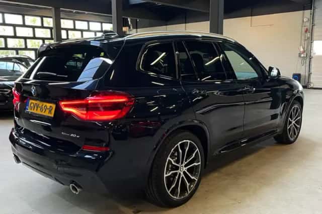 BMW X3 (2021) thumbnail 5