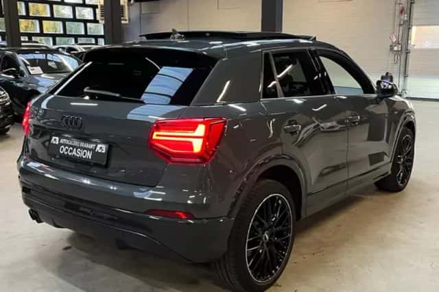 Audi Q2 (2017) thumbnail 5
