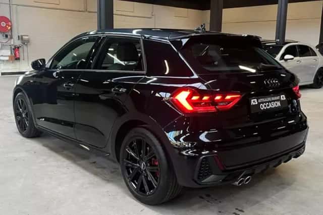 Audi A1 (2019) thumbnail 3