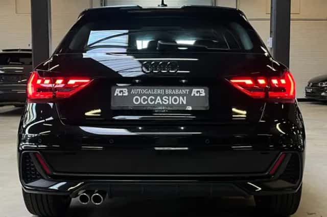 Audi A1 (2019) thumbnail 4