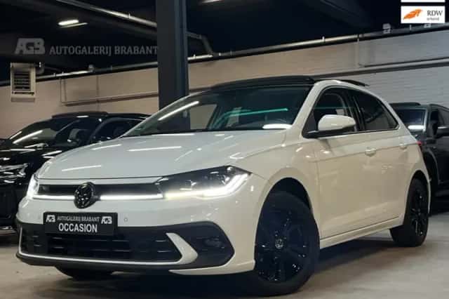 Volkswagen Polo (2023) thumbnail 1