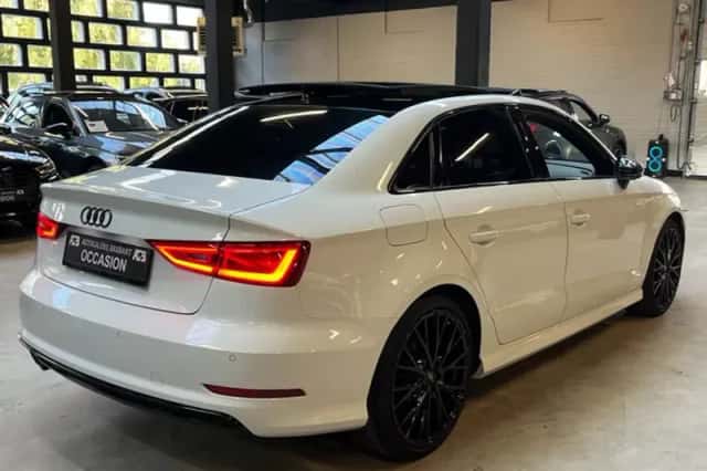 Audi A3 (2015) thumbnail 5