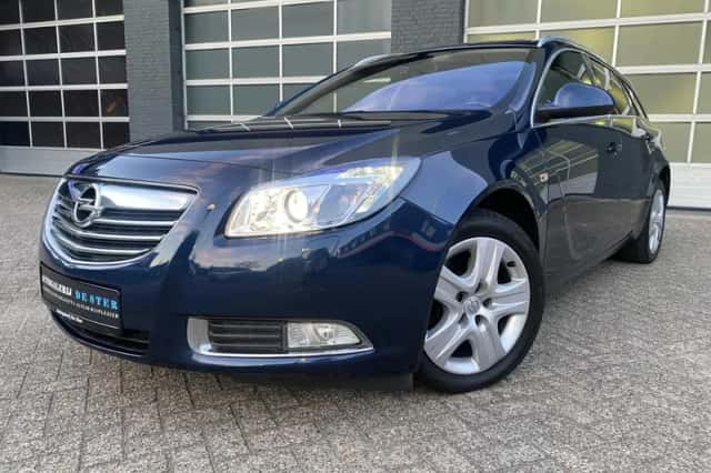 Opel Insignia (2011) thumbnail 4