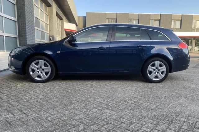 Opel Insignia (2011) thumbnail 6
