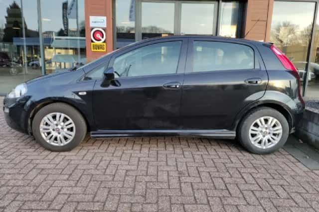 Fiat Punto Evo (2015) thumbnail 5