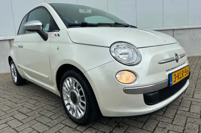 Fiat 500 (2013) thumbnail 2