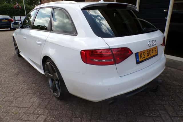 Audi A4 (2008) thumbnail 3