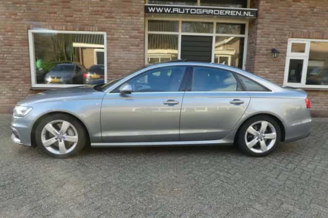 Audi A6 (2012) thumbnail 2