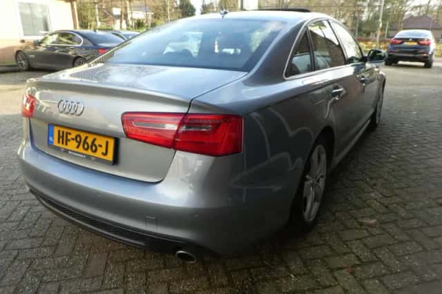 Audi A6 (2012) thumbnail 6