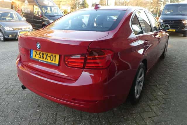 BMW 3-Serie (2013) thumbnail 6