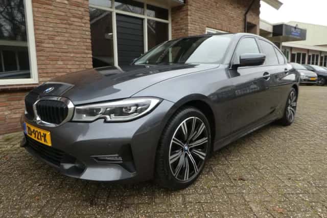 BMW 3-Serie (2019) thumbnail 1