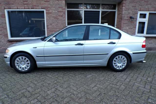 BMW 3-Serie (2002) thumbnail 2