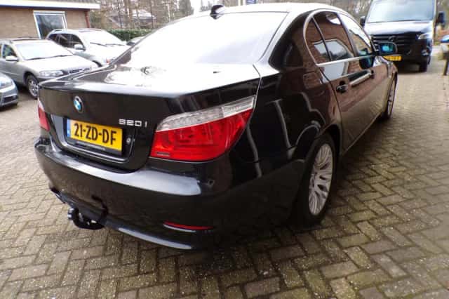 BMW 5-Serie (2008) thumbnail 6