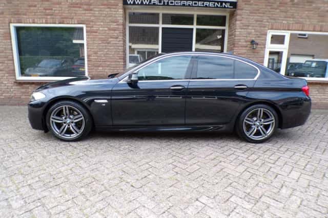 BMW 5-Serie (2016) thumbnail 2