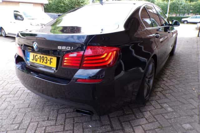 BMW 5-Serie (2016) thumbnail 6