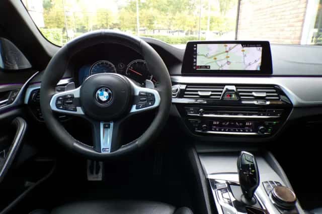 BMW 5-Serie (2016) thumbnail 5