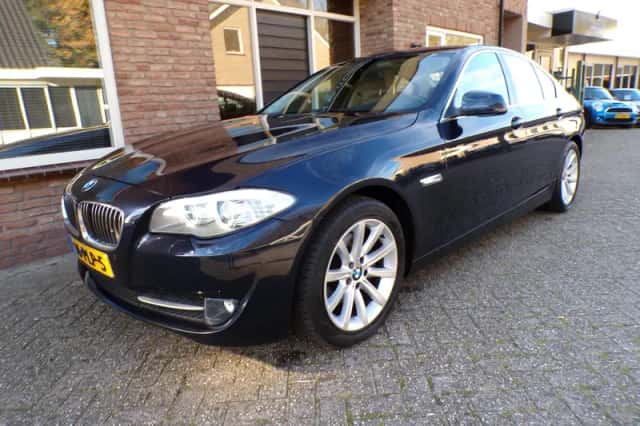 BMW 5-Serie (2011) thumbnail 1