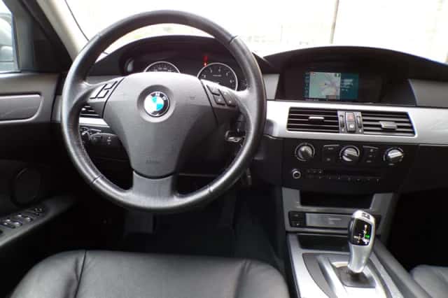 BMW 5-Serie (2008) thumbnail 5