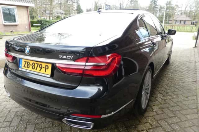 BMW 7-Serie (2018) thumbnail 6